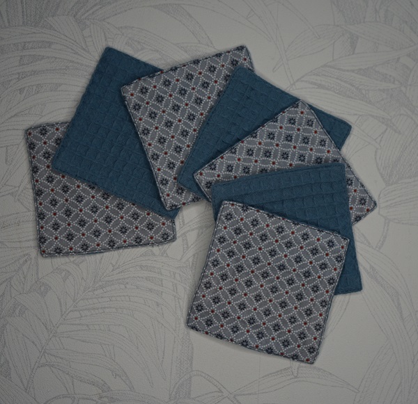 Lingettes démaquillantes tissu losanges bleu gris et tissu nid bleu gris